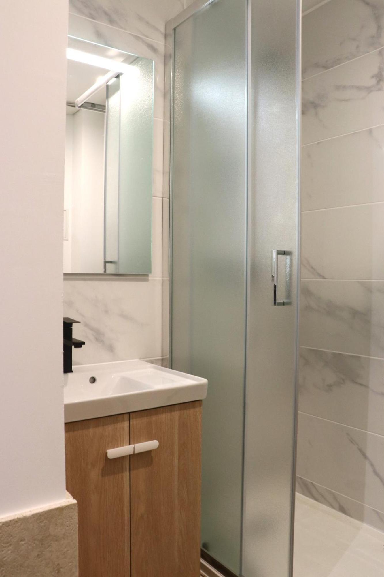 Superbes Appartements Modernes Et Neufs Bagnols-sur-Ceze Exterior photo
