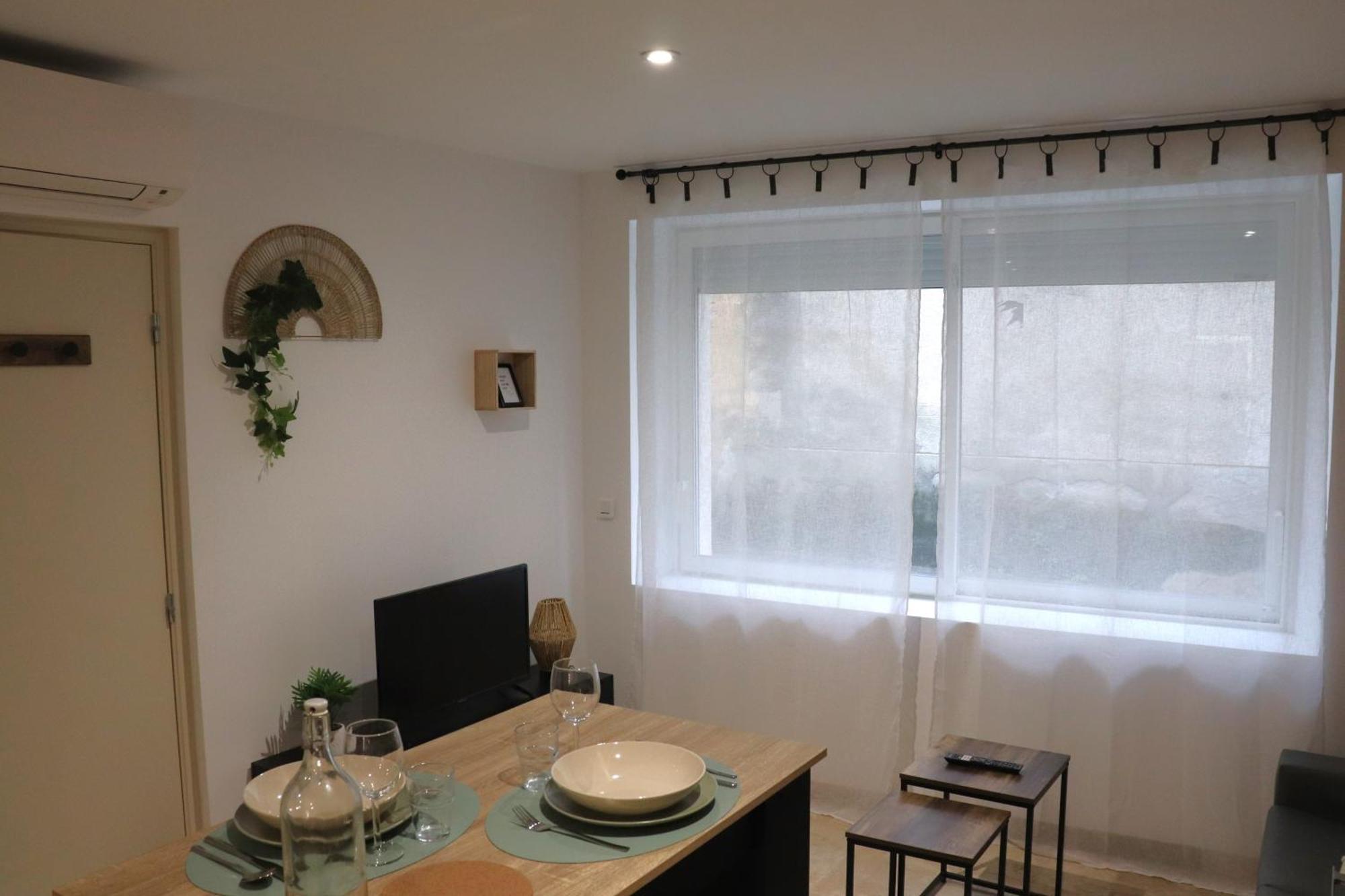 Superbes Appartements Modernes Et Neufs Bagnols-sur-Ceze Exterior photo